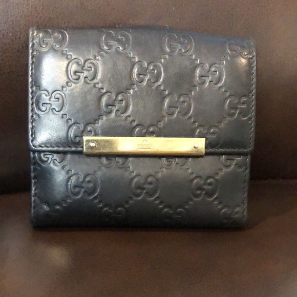 GUCCI Black Lambskin GG Guccismo Bifold Wallet With Billfold Coin Section - Picture 17 of 17